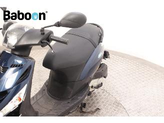 Piaggio  Zip 25KM picture 17