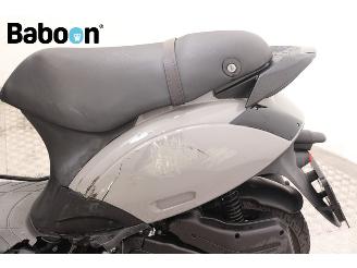 Piaggio  Zip 45KM picture 13