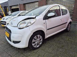 Citroën C1 1.0 12 ambiance picture 4