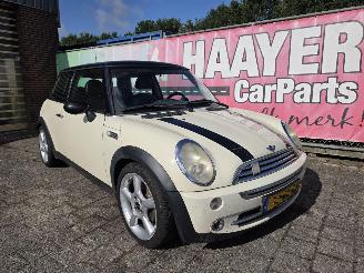  Mini Cooper 1.6 cooper chill 2005/6