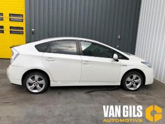 Toyota Prius Prius (ZVW3), Hatchback, 2009 / 2016 1.8 16V picture 6