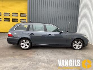 BMW 5-serie 5 serie Touring (E61), Combi, 2004 / 2010 530xi 24V picture 4