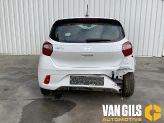 Vrakbiler auto Hyundai I-10 i10, Hatchback, 2019 1.0 12V 2023/9