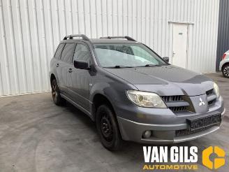 Mitsubishi Outlander Outlander (CU), SUV, 2001 / 2007 2.0 16V 4x2 picture 6