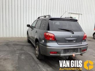 Mitsubishi Outlander Outlander (CU), SUV, 2001 / 2007 2.0 16V 4x2 picture 3