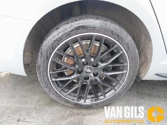 Audi A4 A4 Avant (B9), Combi, 2015 2.0 40 T MHEV 16V picture 10