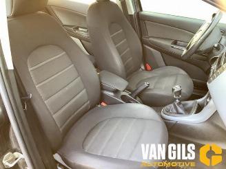 Fiat Bravo Bravo (198A), Hatchback, 2006 / 2014 1.4 MultiAir 16V picture 12