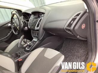 Ford Focus Focus 3 Wagon, Combi, 2010 / 2020 1.0 Ti-VCT EcoBoost 12V 125 picture 14