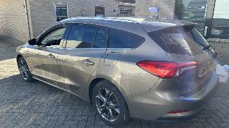Ford Focus 1.5 ECO Blue ST Line Business picture 5