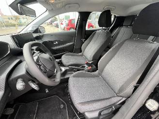 Peugeot 208 1.2 PureTech 75 Style picture 15