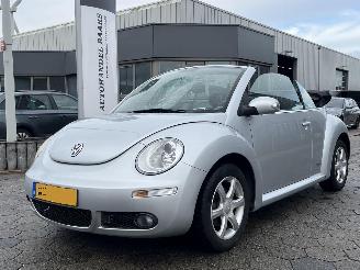 skadebil auto Volkswagen New-beetle Cabriolet 1.6 Trendline 2010/6