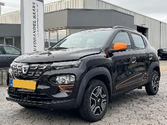 krockskadad bil auto Dacia Spring Comfort Plus 27 kWh 2022/11
