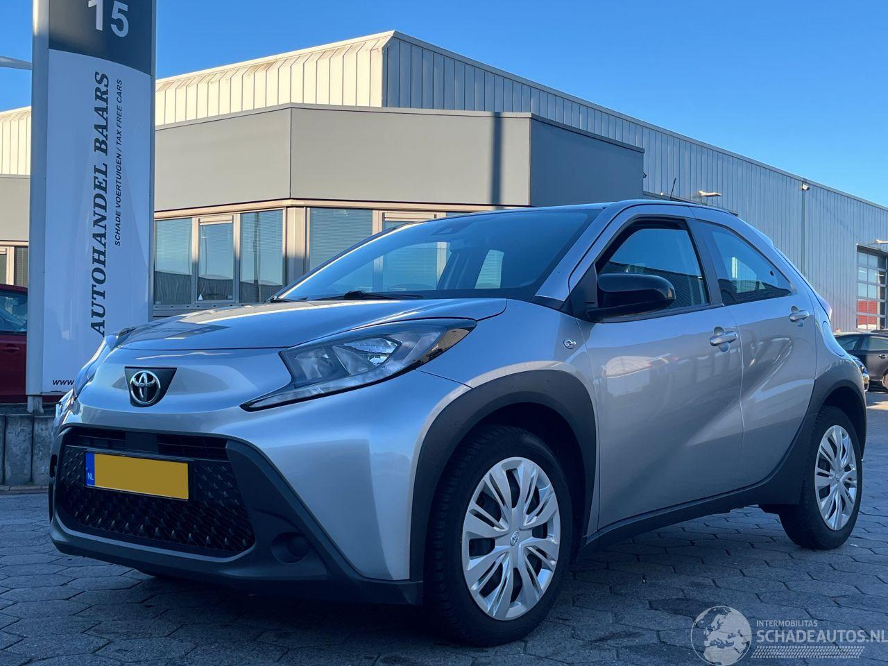 Toyota Aygo X 1.0 VVT-i MT Play