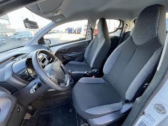 Peugeot 108 1.0 e-VTi Access picture 13