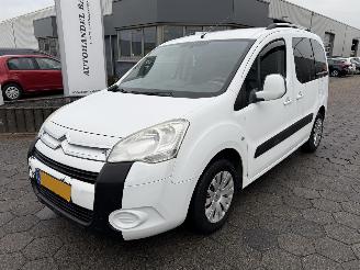 krockskadad bil auto Citroën Berlingo Multispace 2016/12