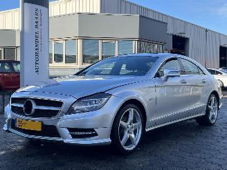 krockskadad bil auto Mercedes CLS 350 AUTOMAAT 306PK PANO 2011/2
