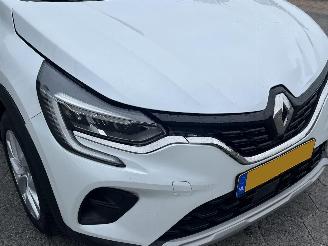 Renault Captur 1.6 E-Tech Hybrid 145 Zen picture 9