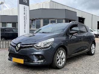 Schadeauto Renault Clio Estate 0.9 TCe Limited 2018/6