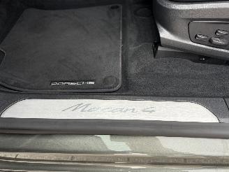 Porsche Macan 4 picture 9