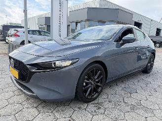 Schadeauto Mazda 3 2.0 e-SkyActiv-G M Hybrid 122 Comfort met Bose 2019/1