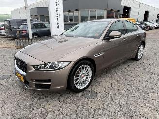 Schadeauto Jaguar XE 2.0 D Prestige 2016/10