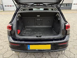 Volkswagen Golf 1.0 TSI Life picture 7