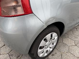 Toyota Yaris 1.0 VVTi Sol picture 21
