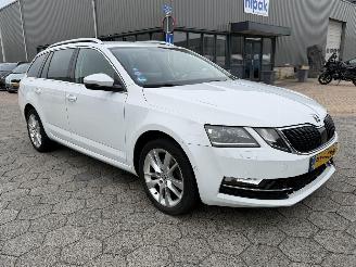 Skoda Octavia Combi 1.0 TSI Greentech Style Business picture 3