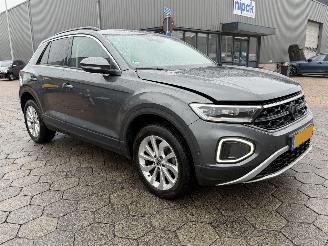 Volkswagen T-Roc T-ROC 1.5 TSI Life Edition picture 3