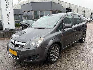 Schadeauto Opel Zafira 111 years Edition 2010/12