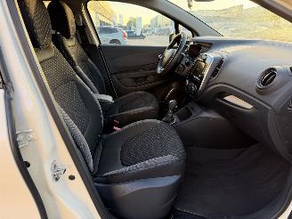 Renault Captur 1.2 TCe Intens picture 12