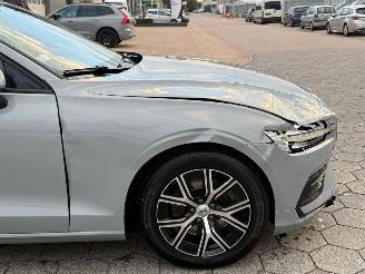 Volvo V-60 2.0 B3 Essential Edition picture 10