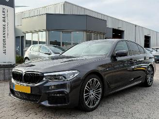 krockskadad bil auto BMW 5-serie 520i High Executive Edition AUTOMAAT 2020/1