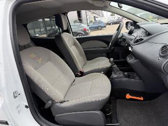 Renault Twingo 1.2-16V Collection picture 13