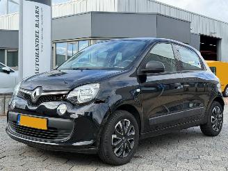 damaged passenger cars Renault Twingo 1.0 SCe Authentique 2015/1