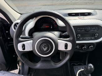Renault Twingo 1.0 SCe Authentique picture 11