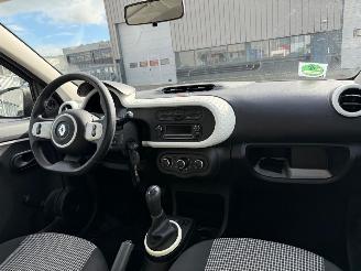Renault Twingo 1.0 SCe Authentique picture 14