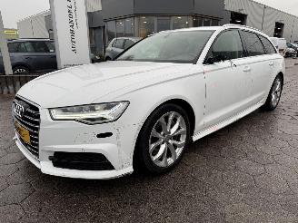 krockskadad bil auto Audi A6 avant 50 TDI quattro 2018/11
