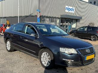 Volkswagen Passat 2.0 FSI Comfortline AUTOMAAT picture 3