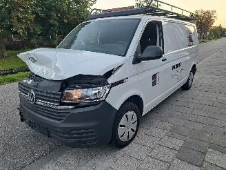  Volkswagen Transporter 2.0 tdi 66kw H1 L2 2021/6