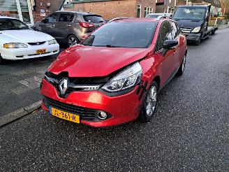 Schadeauto Renault Clio 0.9 tce limited 2016/5
