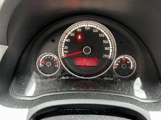 Volkswagen Up! 1.0 GROOVE CROSS UP BLUEMOTION picture 19