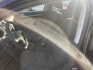 Volkswagen Golf Variant 1.6 TDI Trendline AIRCO picture 9