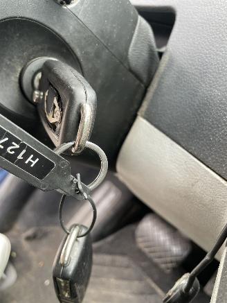 Volkswagen Transporter GRESERVEERD picture 14