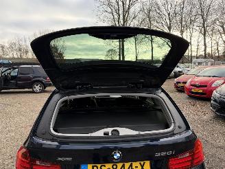 BMW 3-serie 320i xDrive High Executive 4x4 automaat picture 17