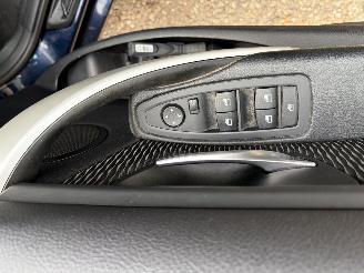 BMW 3-serie 320i xDrive High Executive 4x4 automaat picture 12