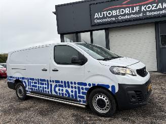 Tweedehands bestelwagen Peugeot Expert 1.5 BlueHDI LONG Premium 3-pers. 2022/9