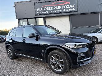 krockskadad bil auto BMW X5 xDrive45e High Executive 2021/11