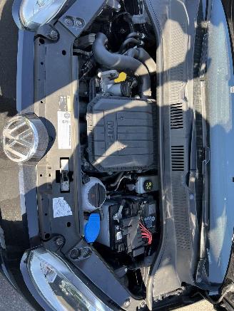 Volkswagen Up! 1.0-12V High-UP picture 6