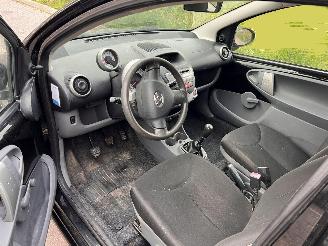 Toyota Aygo 1.0-12V picture 5